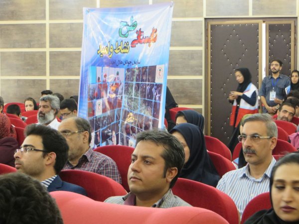 نشست فعالیت مدنی و مشارکت اجتماعی جوانان، امید و توسعه در شهرستان بوشهر