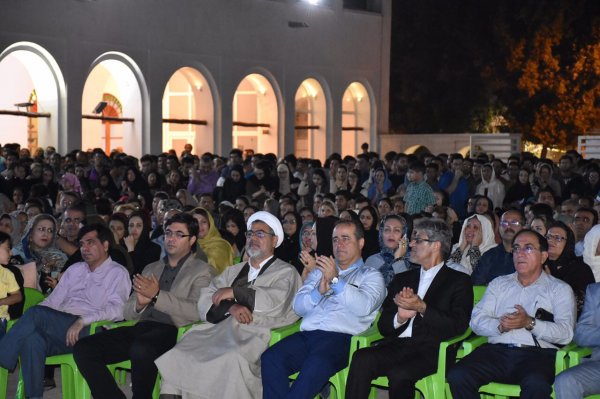 تصاویر جشن پیروزی روحانی در بوشهر