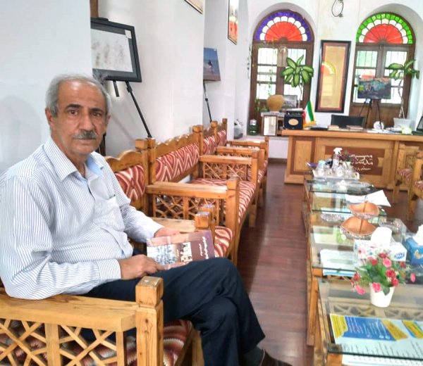 امیدوارم نسل جدید داستاننویسی بوشهر نسبت به پیشینیان یک گام جلوتر بگذارند