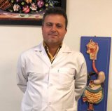 دو نیمه یک پزشک