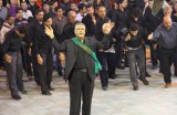 با چراغ عقل و بینش گام برداریم